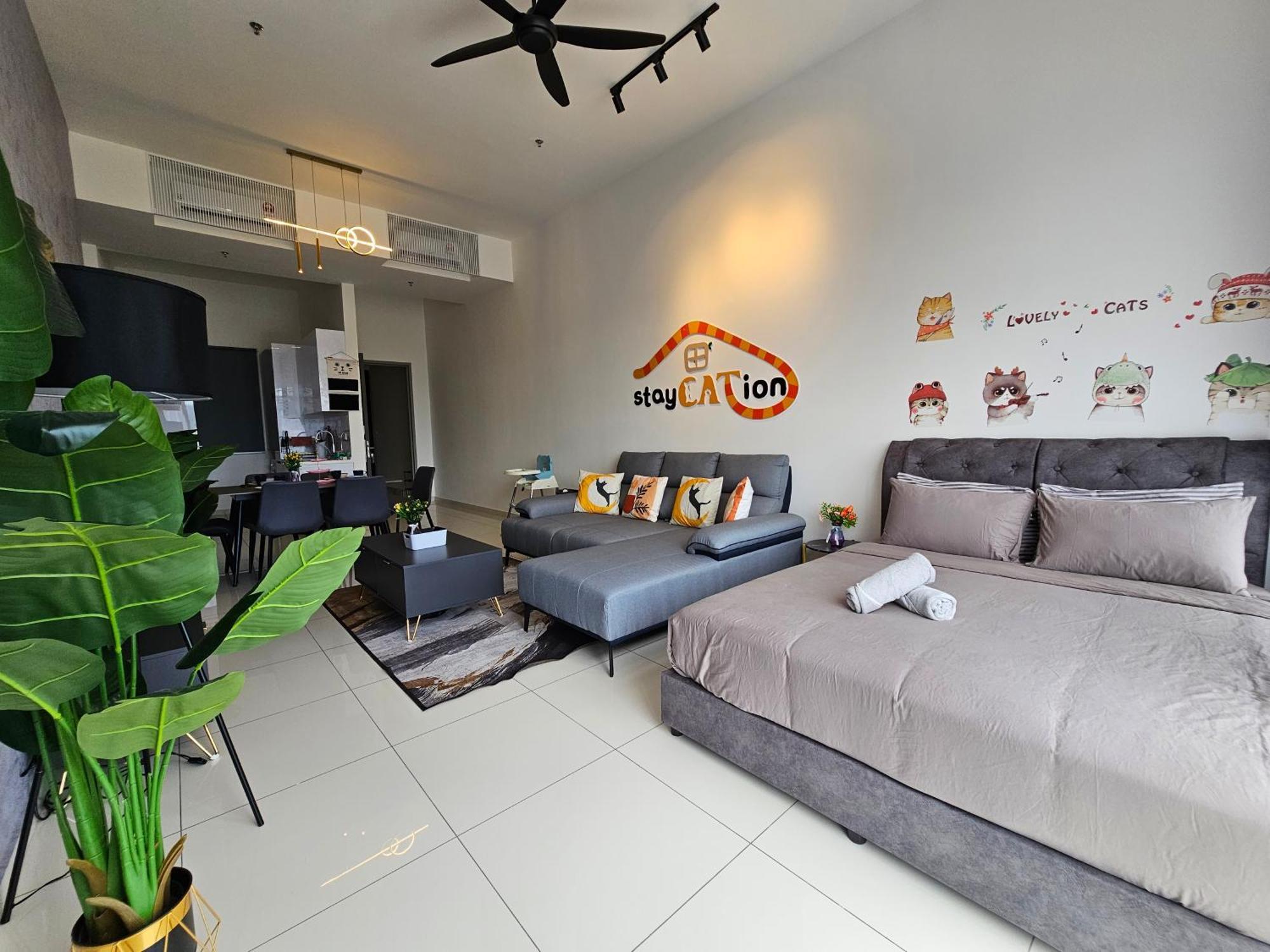 Beacon Executive Suite By Staycation Homestay George Town Exterior photo